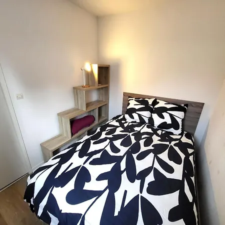 Apartman Agreable Refait A Neuf Dans De - Fr-1-92-946 *